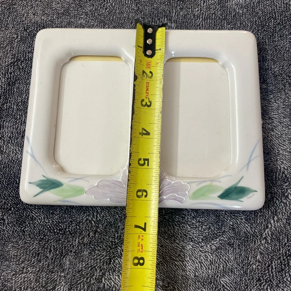 Vintage 1980-1990 hand‎ painted ceramic double picture frame Cottagecore